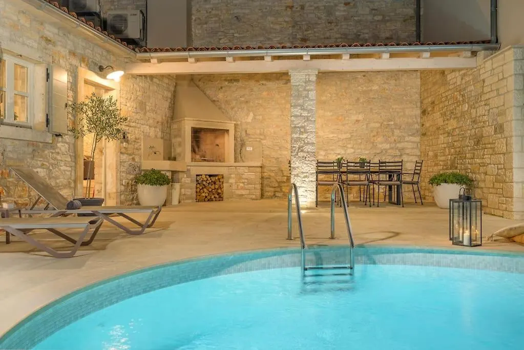 Villa Onelia By Istrialux Vodnjan 0*,